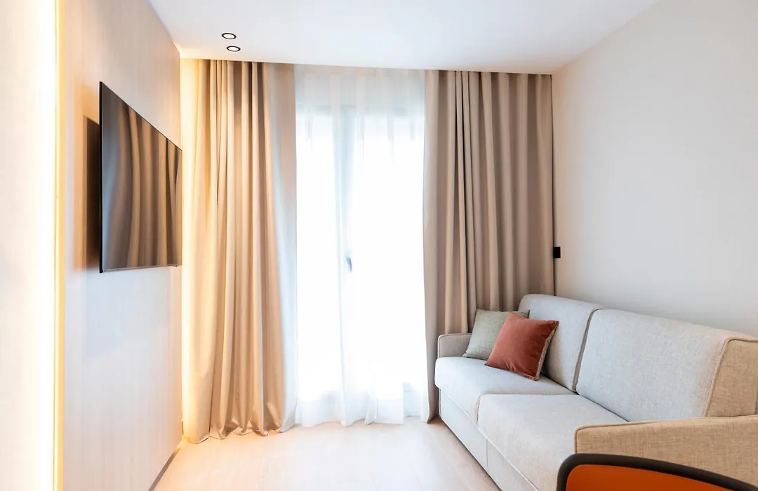 Aparthotel Atenea Calabria-1
