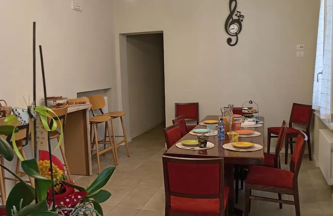 Il Trovatore Rooms-1