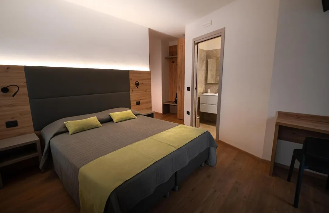 Hotel Del Negro-1