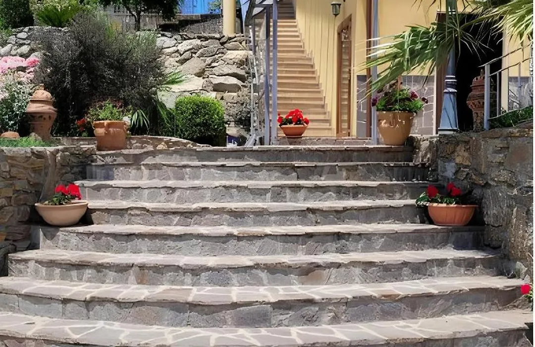Uliveto Garden-1