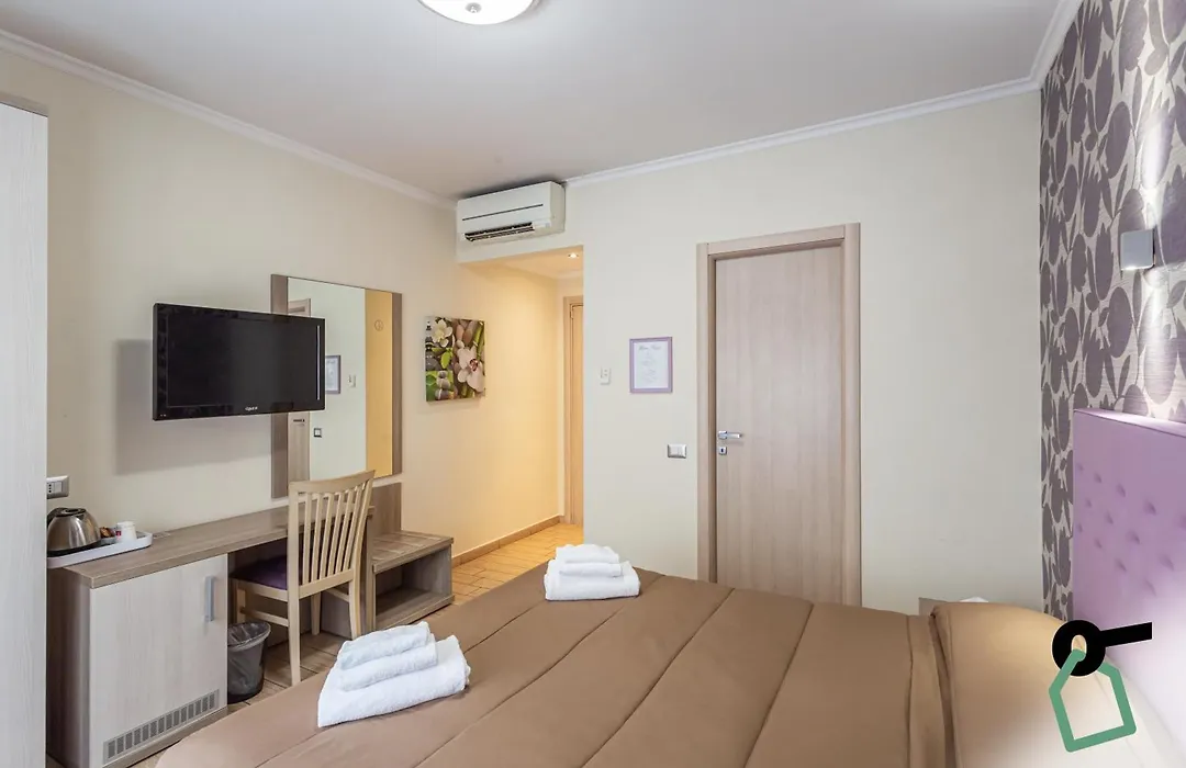 Hotiday Room Collection - Roma Barberini-1