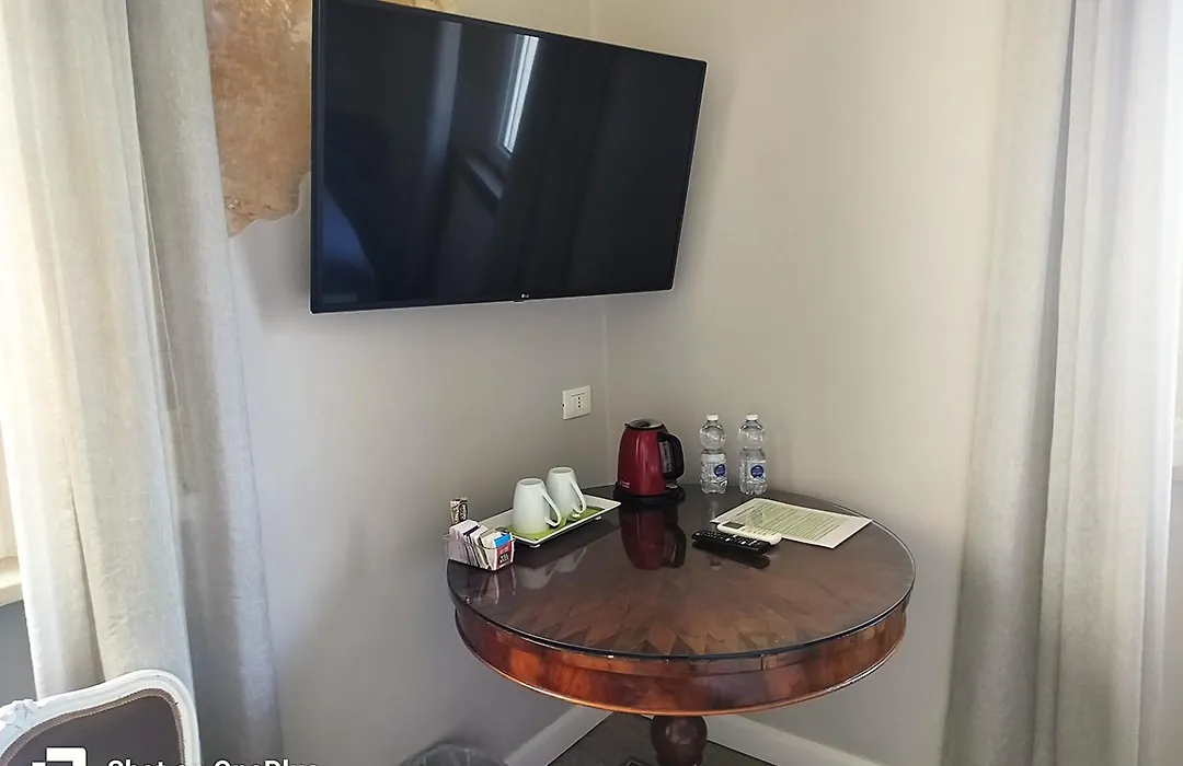 B&B Suite 44-1
