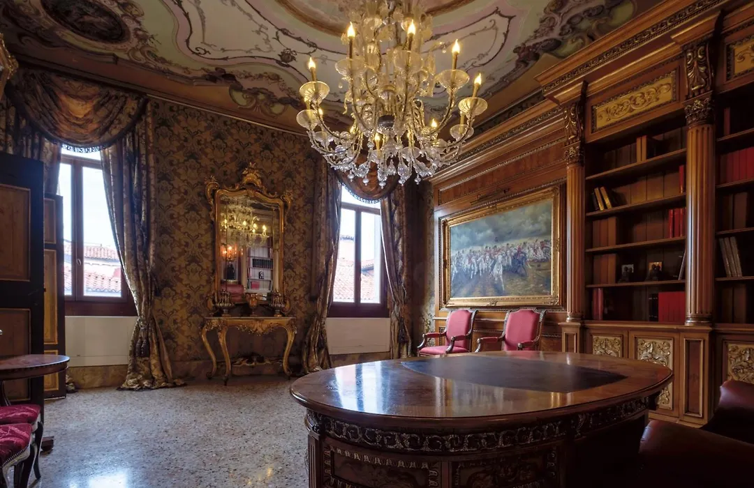 Palazzo Ca' Bernardo By Francesco Molon-1