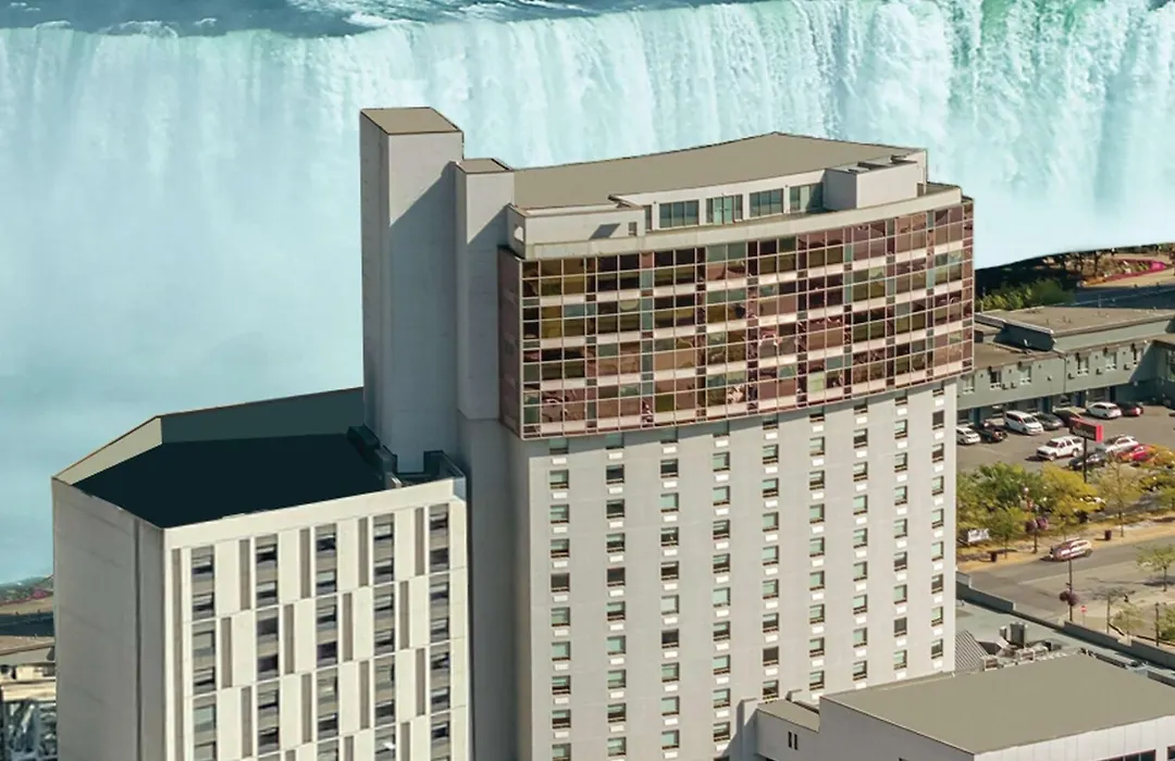 Wyndham Grand Fallsview Hotel-1