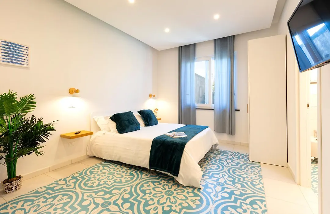 Via Roma Suites-1