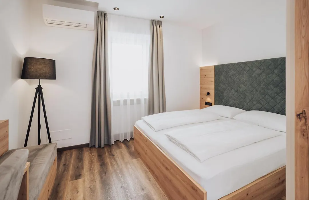 Feichter Hotel & Living-1