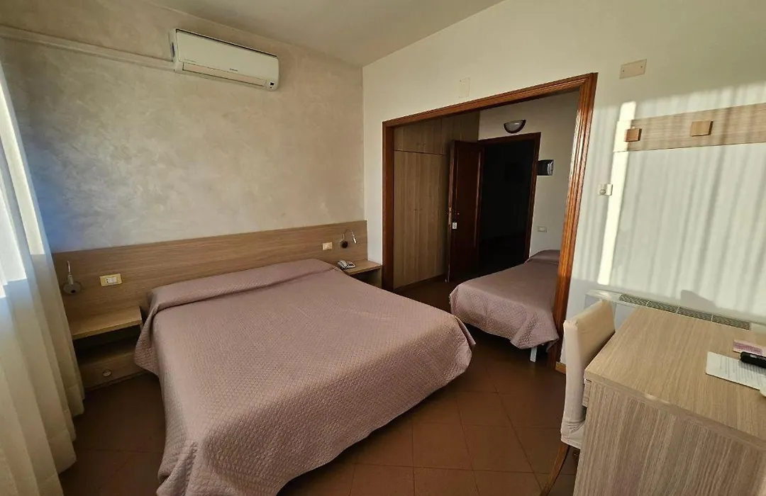 Albergo Nyers-1