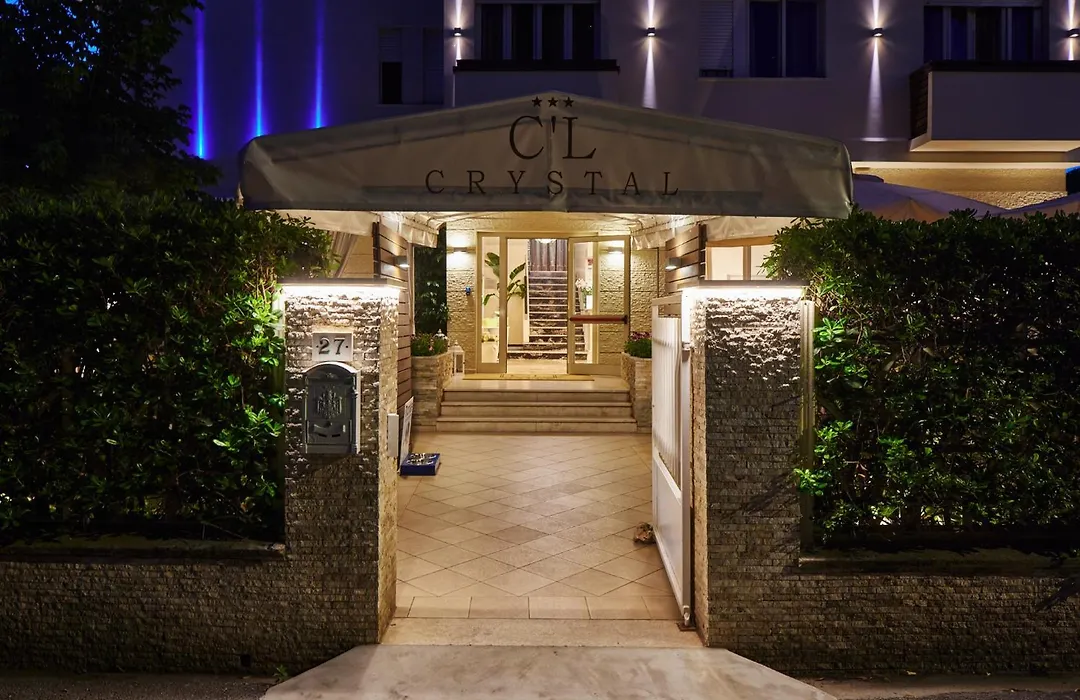 Hotel Crystal-1