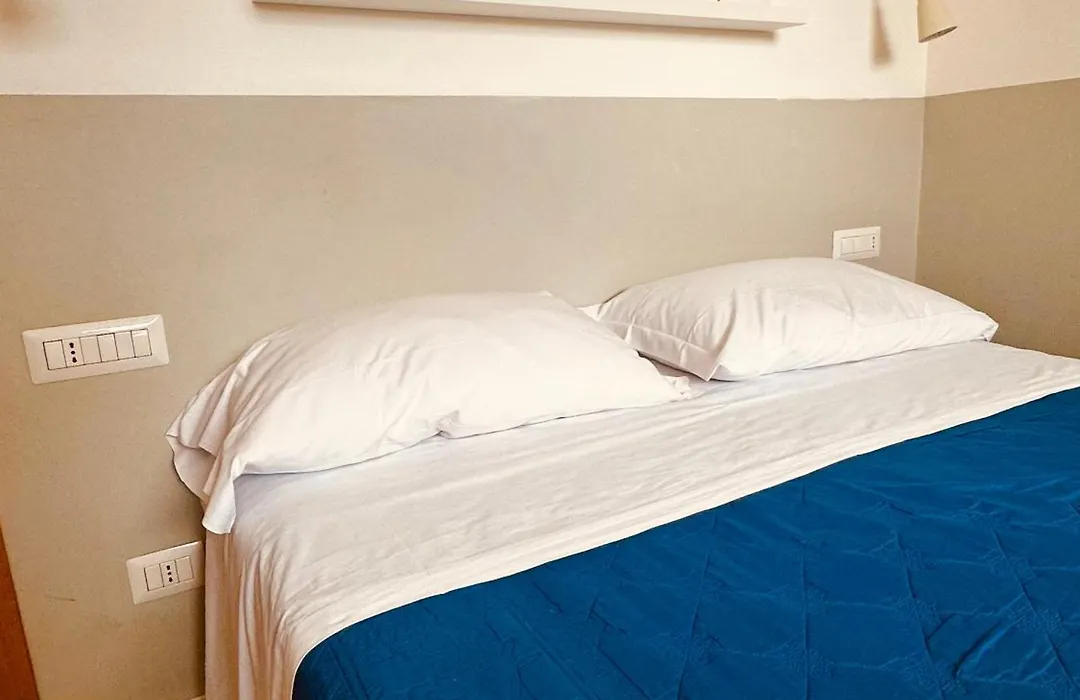 Lido Di Procida Guest House-1