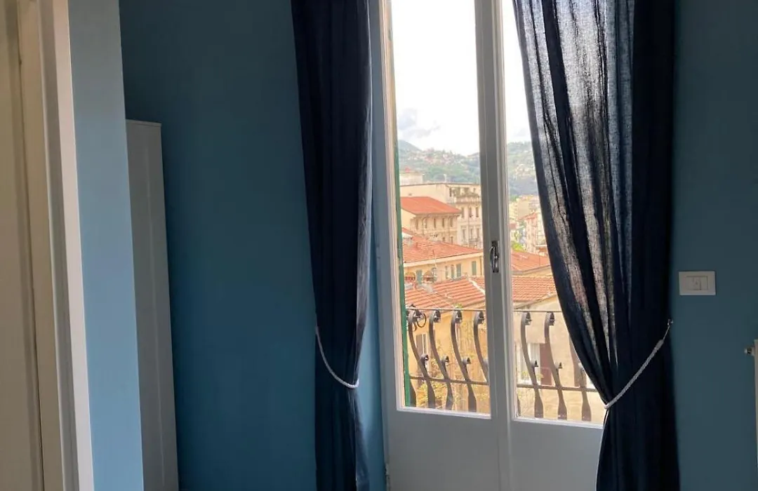 Oltre il Blu-1