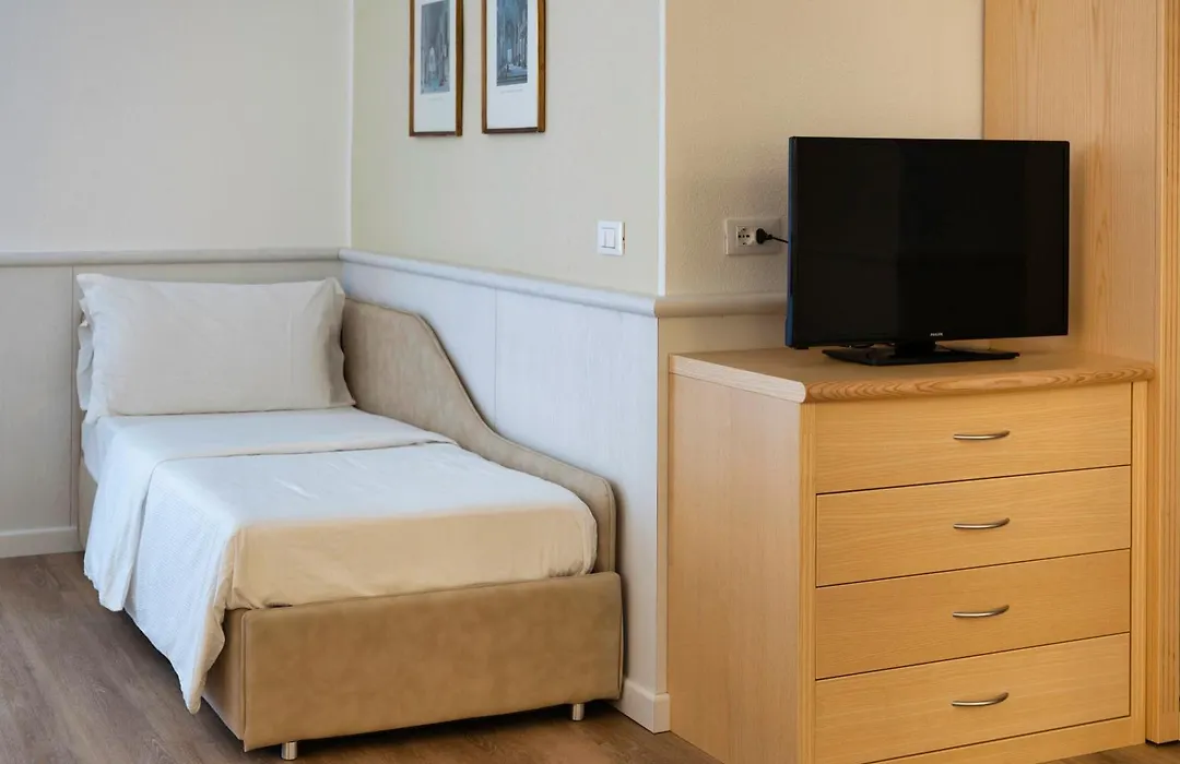 Arathena Rocks Hotel-1