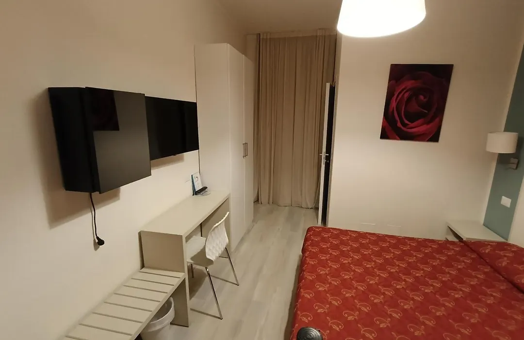 Hotel Chris-1