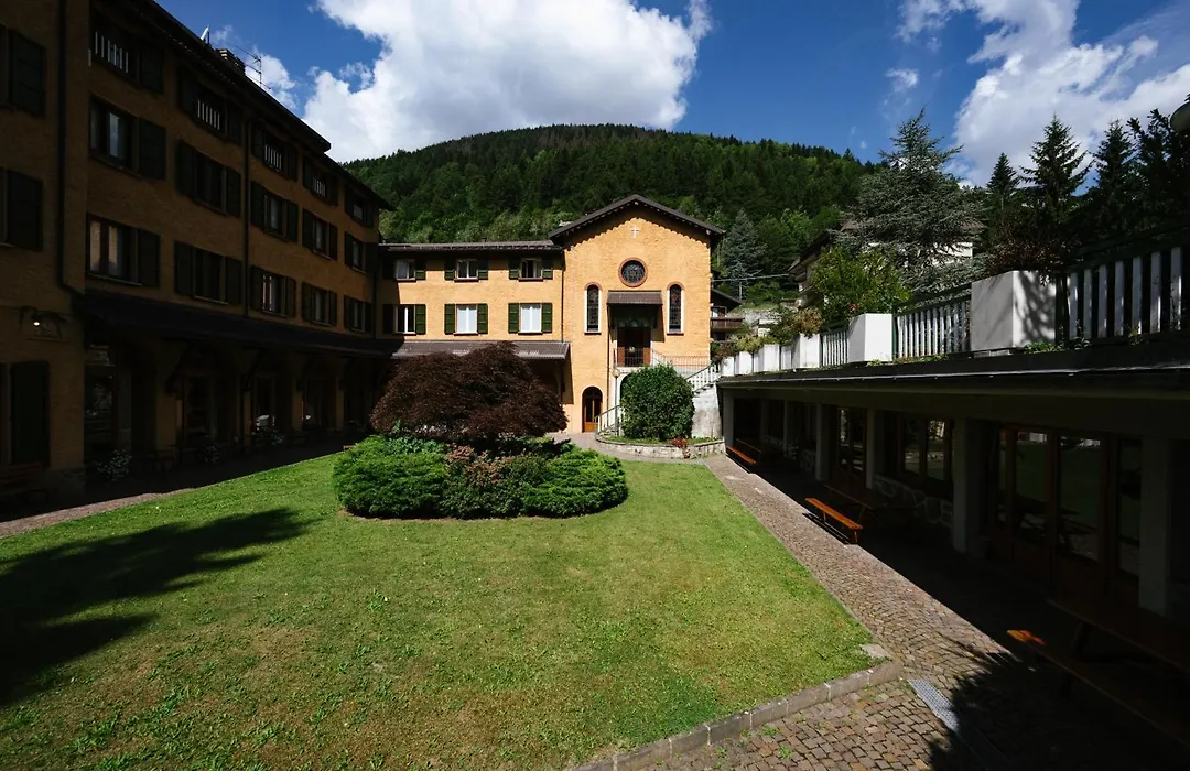 Villa Luzzago-1
