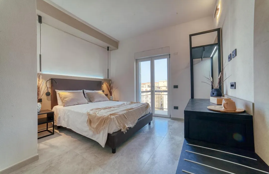 Umberto 28 Guest House-1