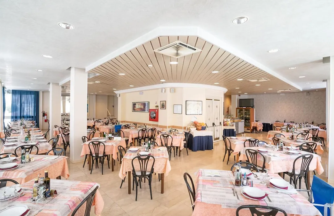 Hotel Cristina-1