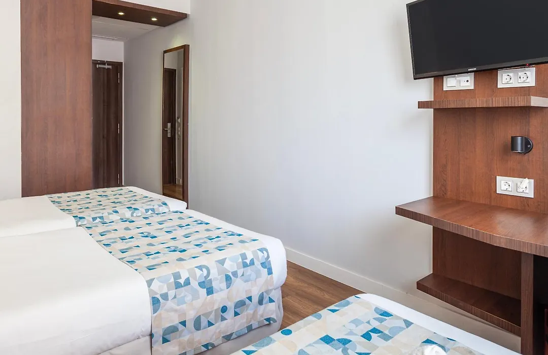 Hotel Olympia Universidades-1