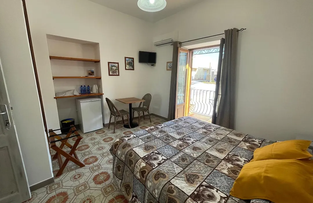 Diana Brown B&B Affittacamere-1