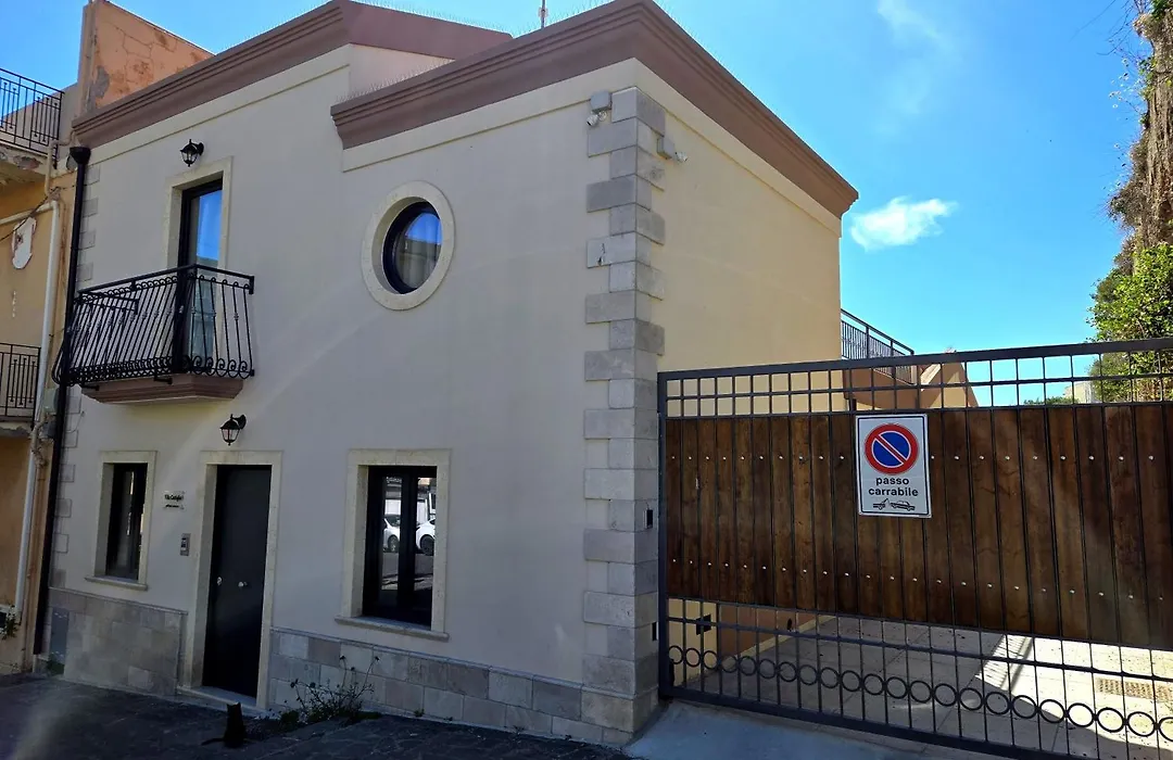 Villa Castiglia - Proppro SRL - Milazzo-1