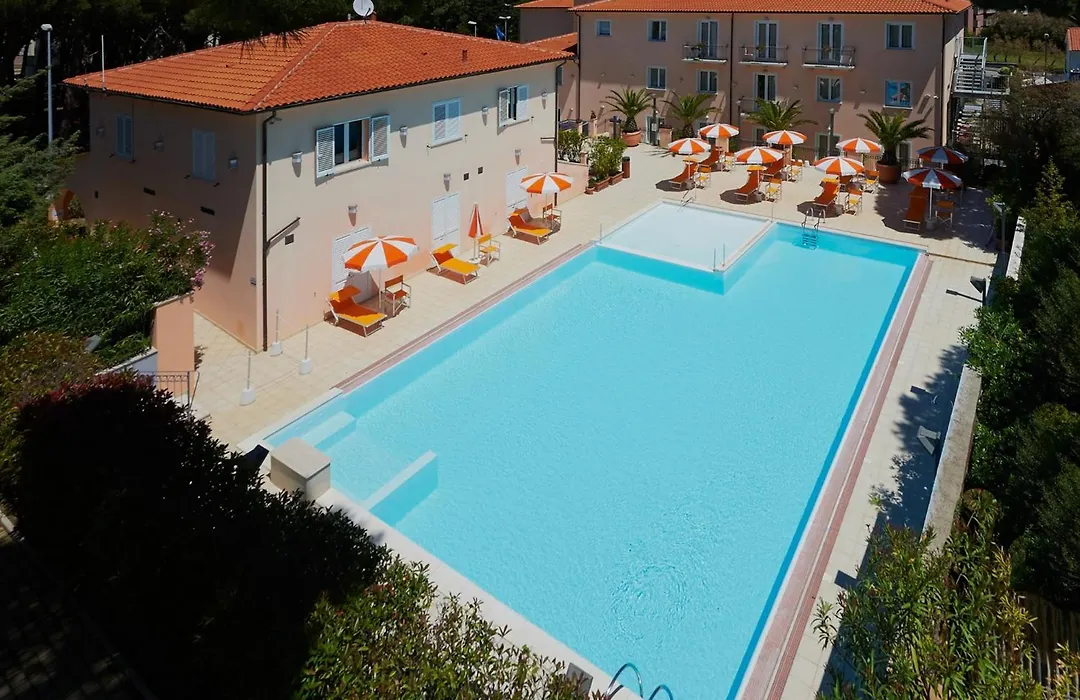 Hotel Bolgheri Marina Resort-1