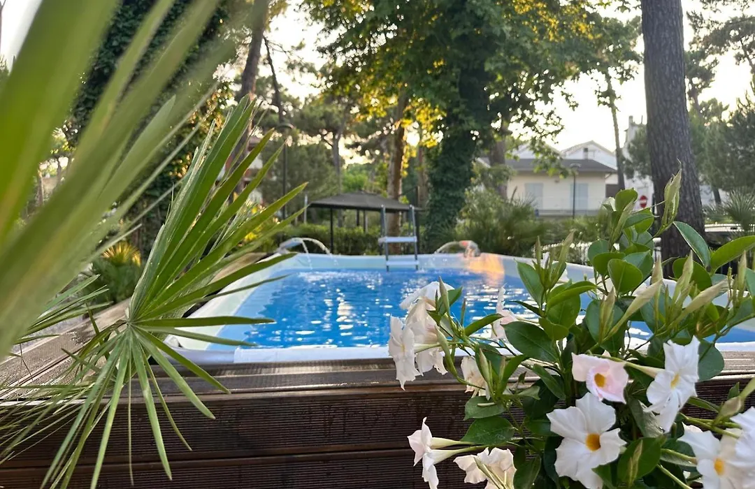 Hotel B&B Des Bains Milano Marittima-1
