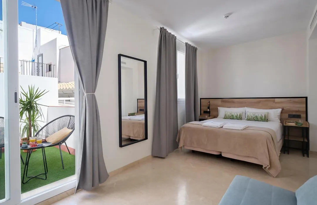 Sweet Sevilla Suites-1