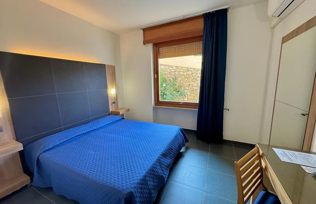 Hotel Fontalleccio-1