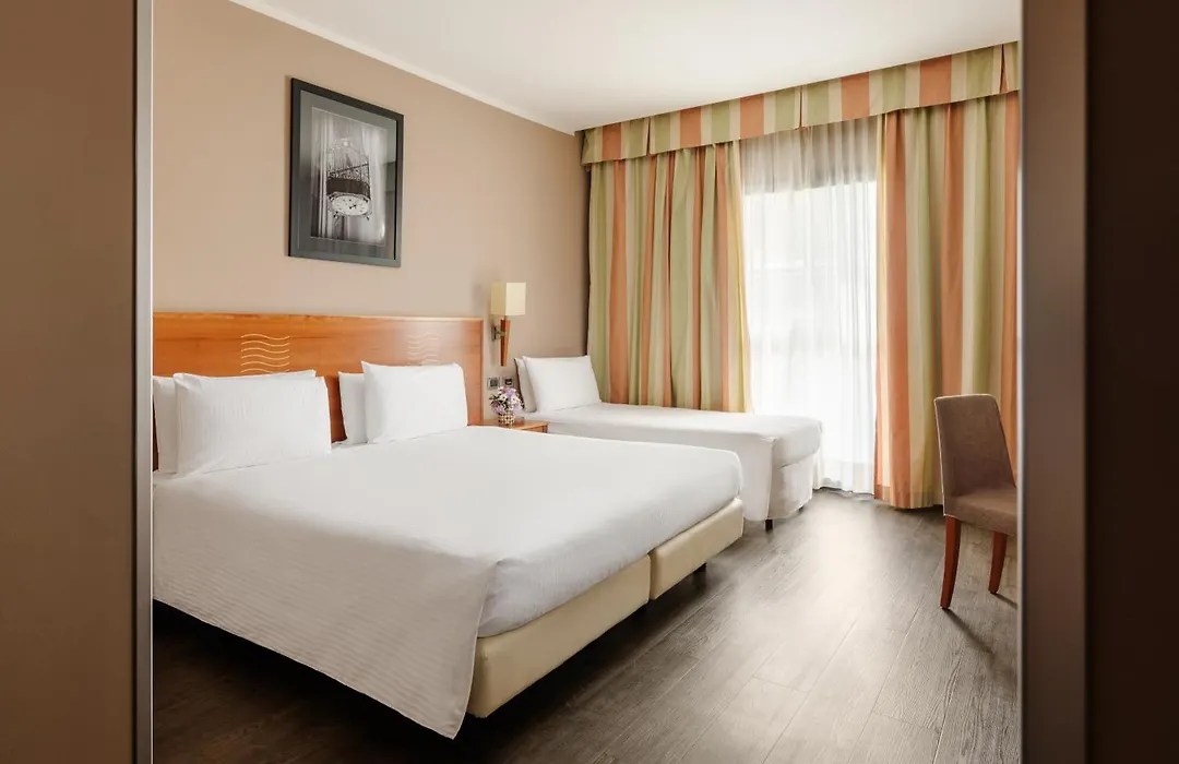 Hotel dei Cavalieri Caserta - La Reggia-1