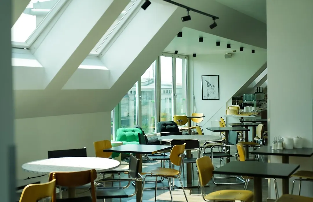 Design & Budget Hotel Wien Schoenbrunn-1