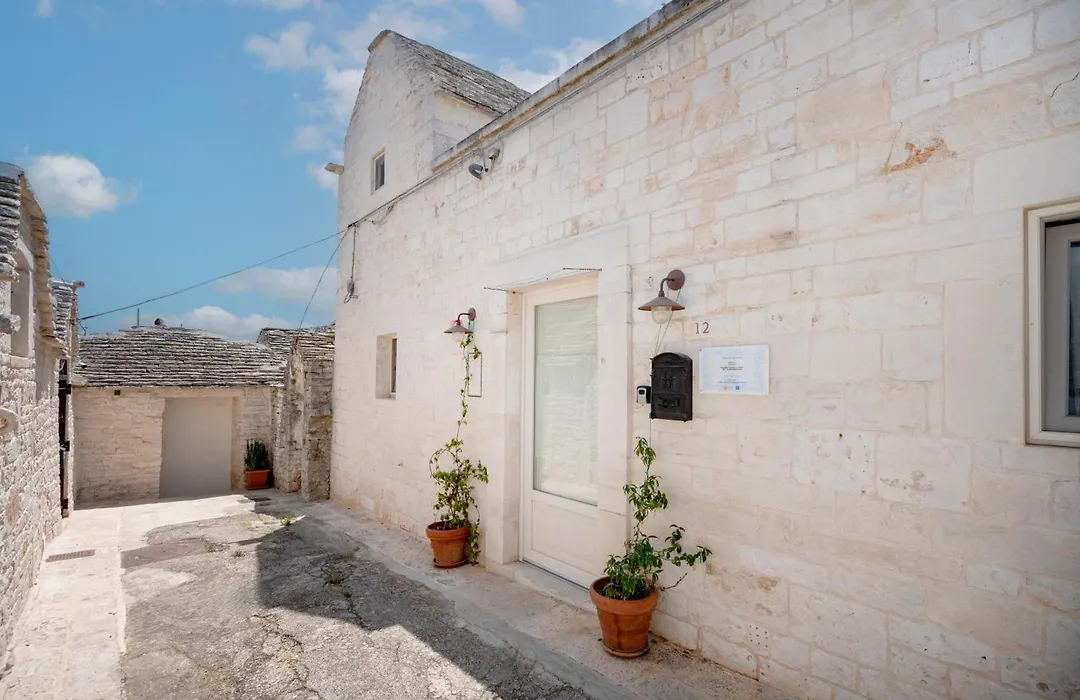 Trulli Lithos Suite-1