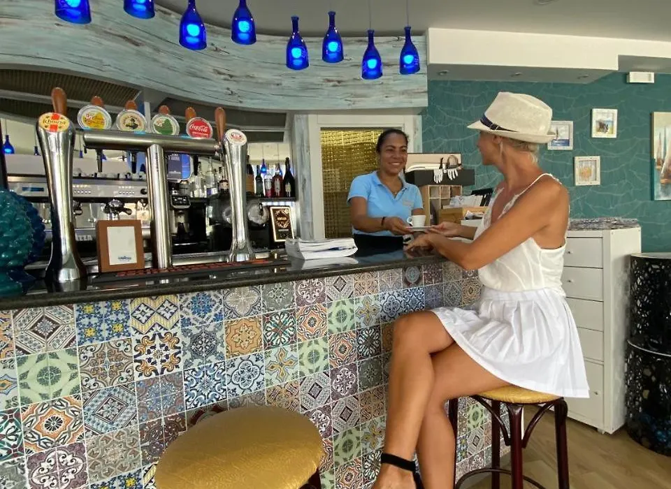 Hotel Blue Moon B&B-1