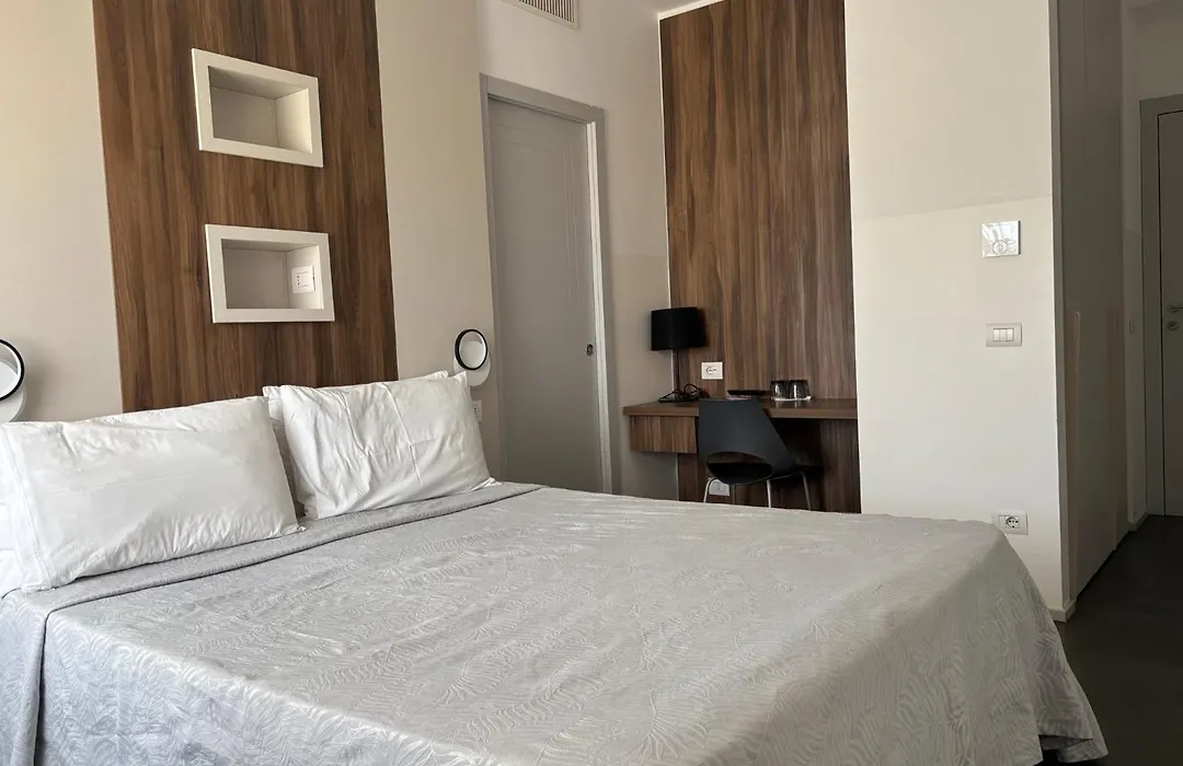 Enjoy Garden - Flavio Baracchini 9 - Rooms-1