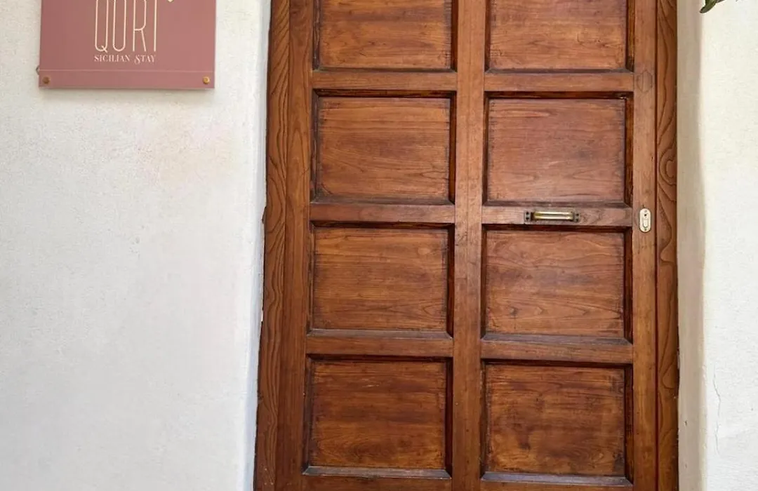 Qori Sicilian Stay-1