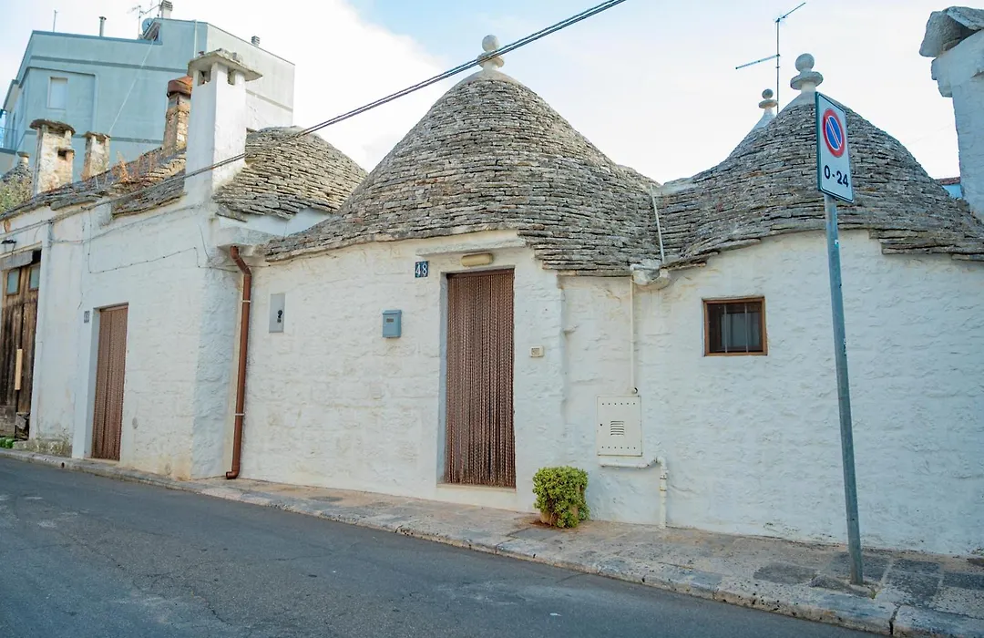 Charming Trulli-1