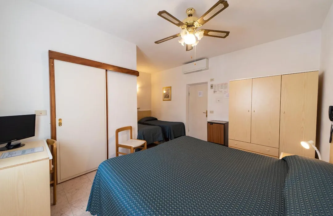 Hotel Anselmi-1