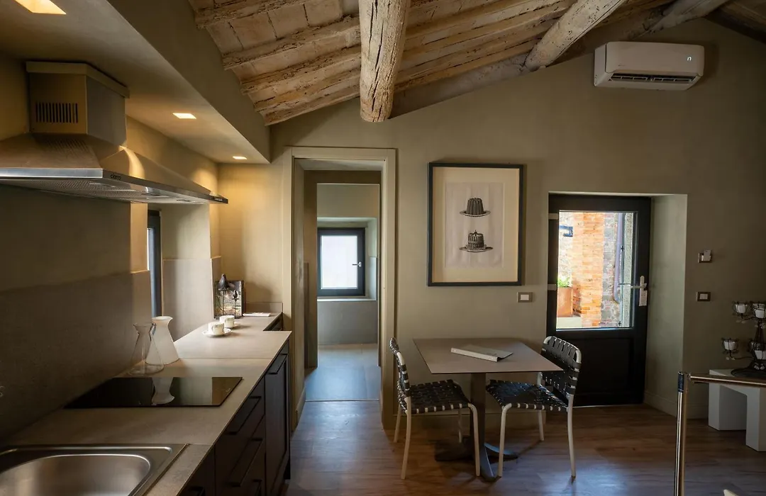 Villa Sassolini Suite & Rooms - Country Boutique Hotel-1