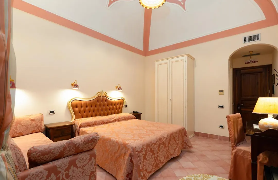 Hotel L'Antico Convitto-1