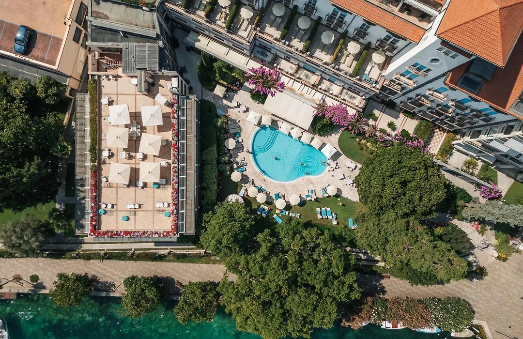 Hotel Savoy Palace-1