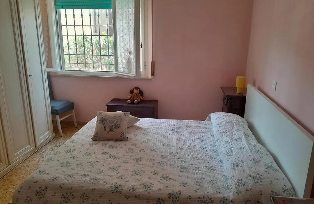 Affittacamere Room Rental Pisa-1