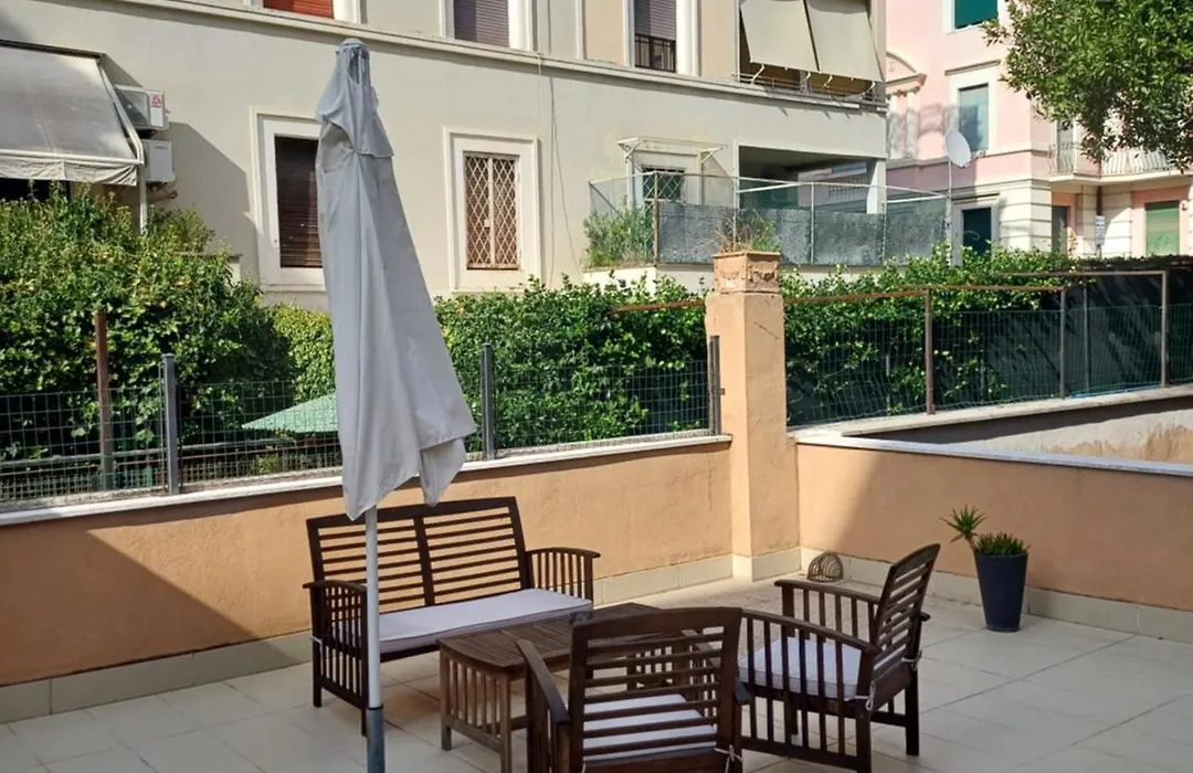 Room And Apartment Rome-1