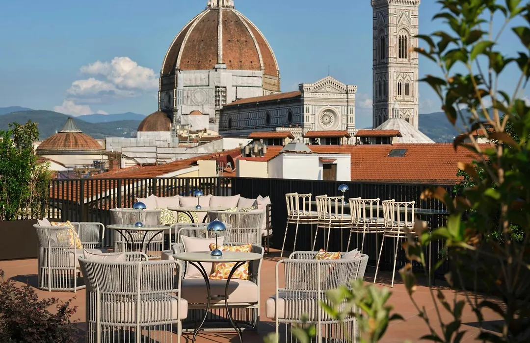 W Florence-1