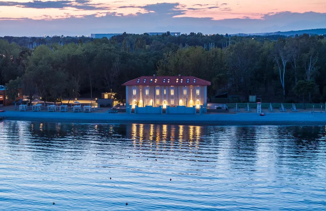 Boutique Guesthouse - Marina Monfalcone-1