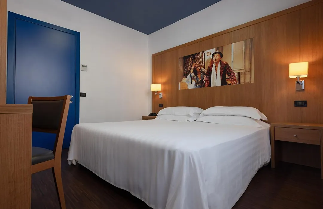 Romeo e Giulietta Residenze check-in presso Hotel Toscanini-1