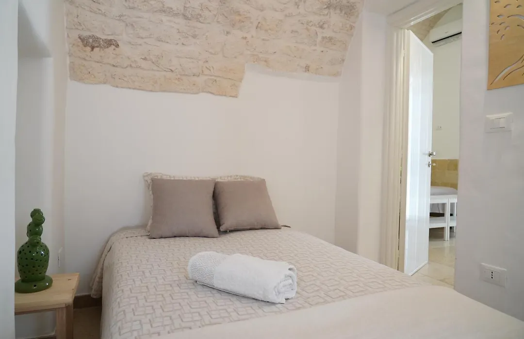 Maison Blanc Ostuni-1
