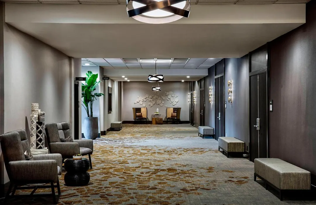 New York Laguardia Airport Marriott-1