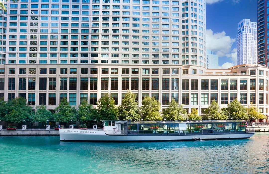 Sheraton Grand Chicago Riverwalk-1