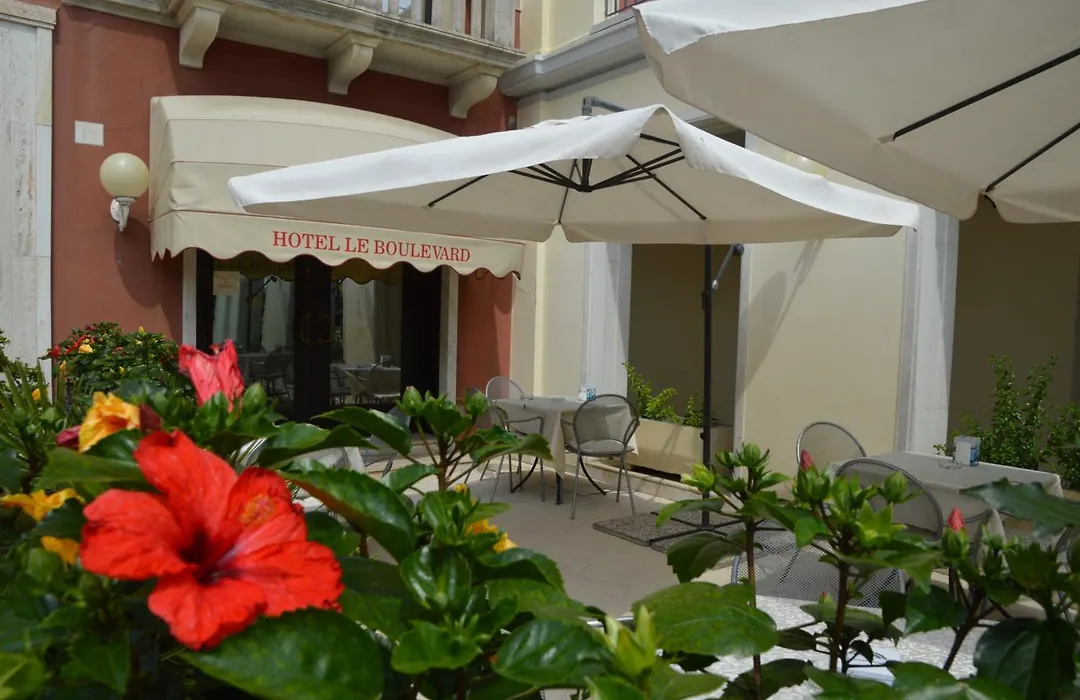 Hotel Le Boulevard-1