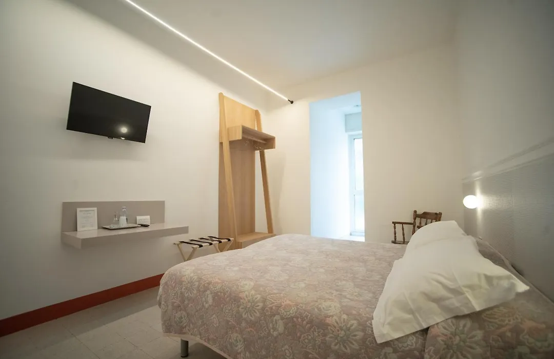 Hotel Leon D'Oro-1