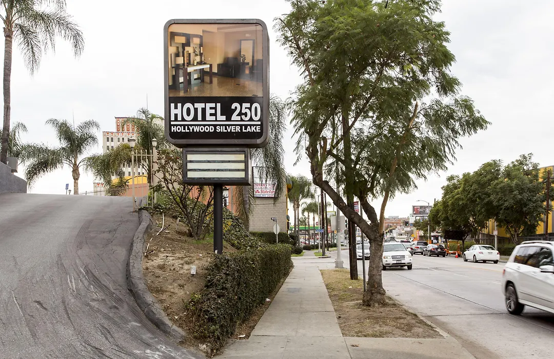 Hotel Silver Lake-1