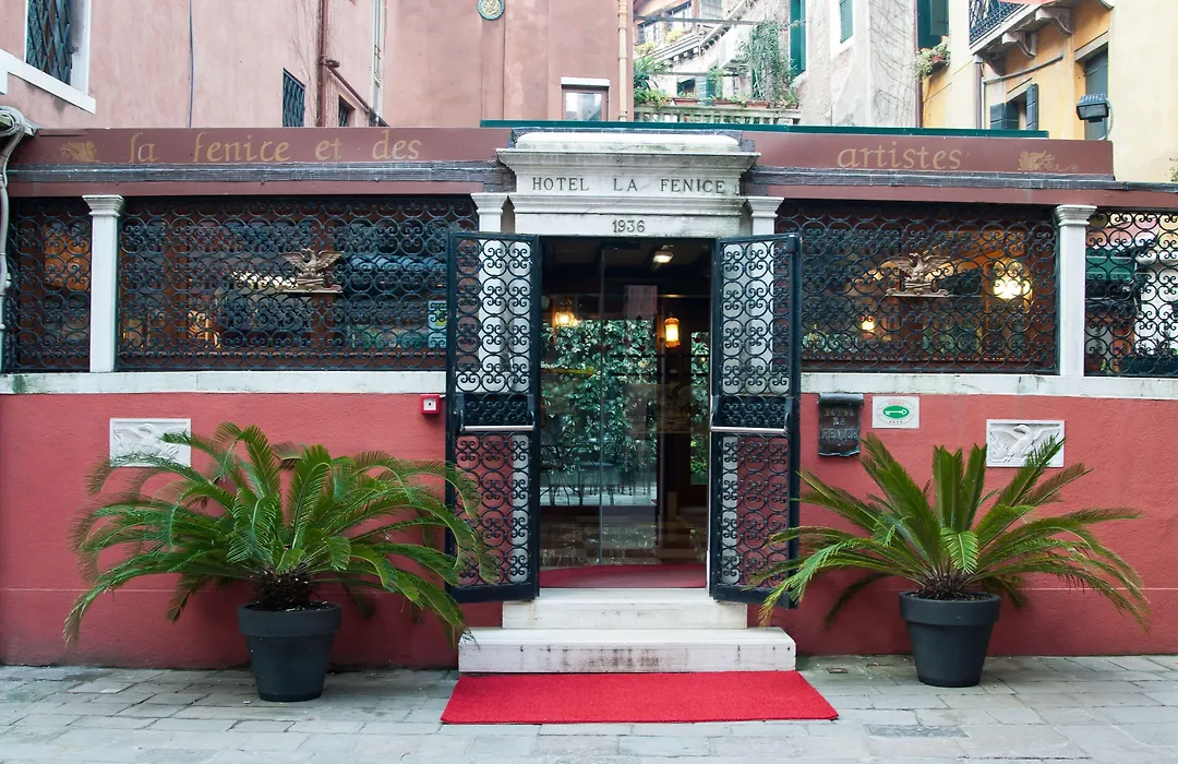 Hotel La Fenice Et Des Artistes-1