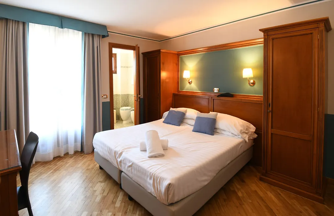 Hotel Cavour-1